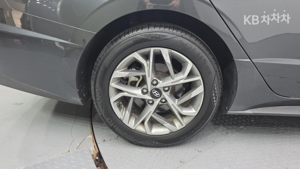 Hyundai Sonata (DN8)2.0 Premium - 8