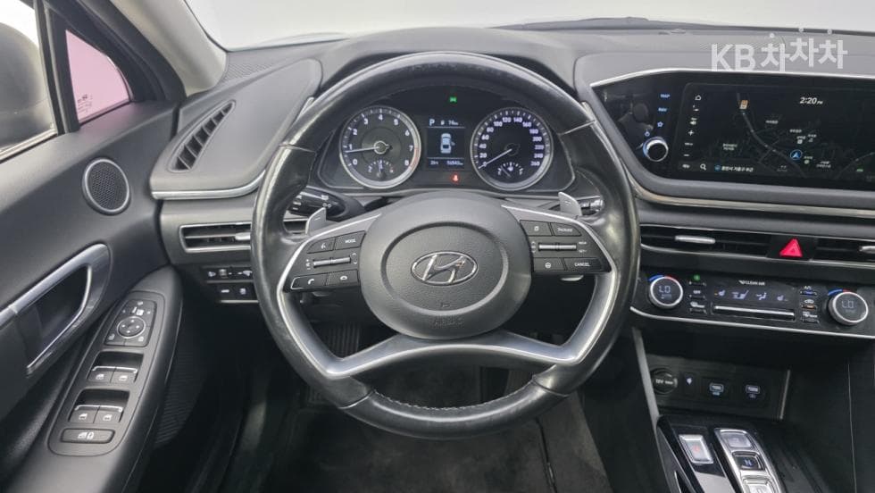 Hyundai Sonata (DN8)2.0 Premium - 14