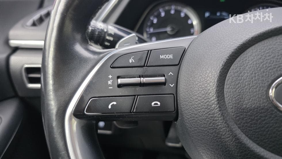 Hyundai Sonata (DN8)2.0 Premium - 22