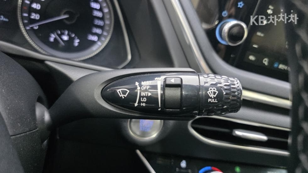Hyundai Sonata (DN8)2.0 Premium - 24