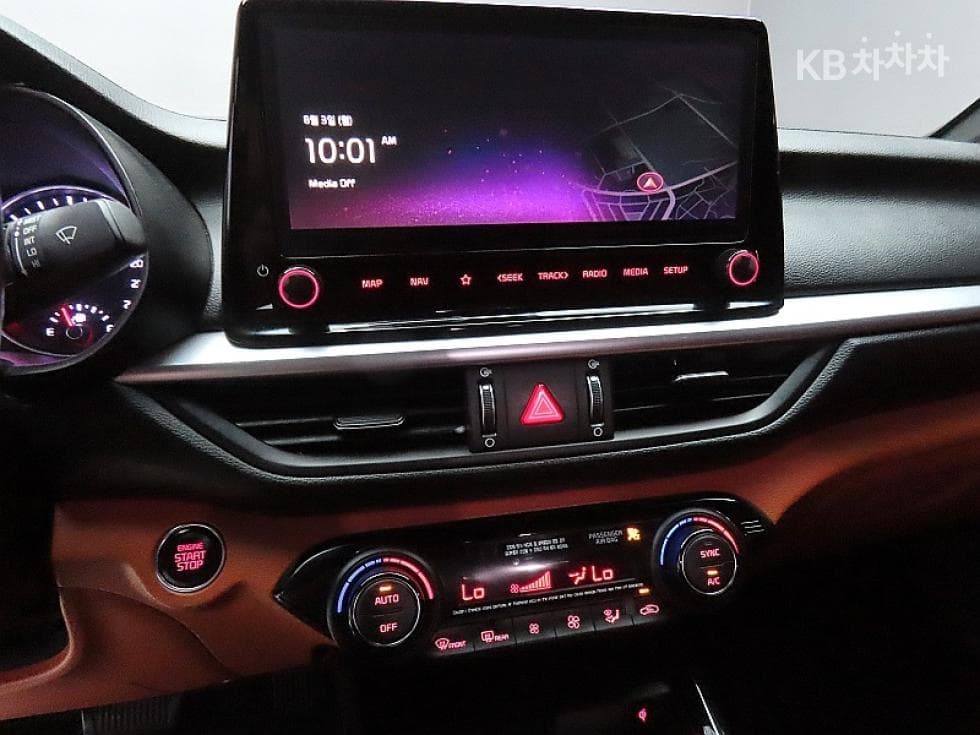 Kia All New K31.6 Gasoline Noblesse - 16