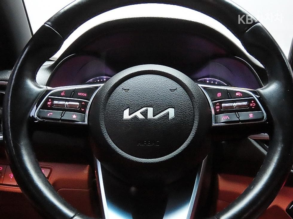 Kia All New K31.6 Gasoline Noblesse - 17