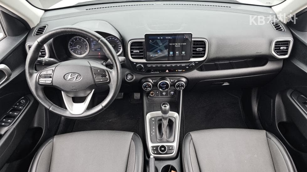 Hyundai VenueGasoline 1.6 Modern - 5