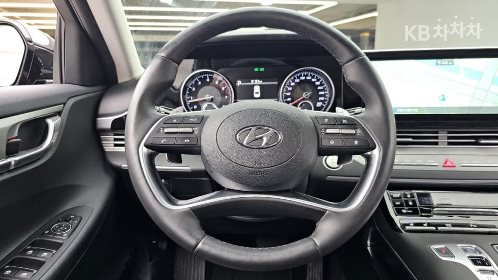 Hyundai The New (facelift) Grandeur (Azera)3.3 Premium - 6