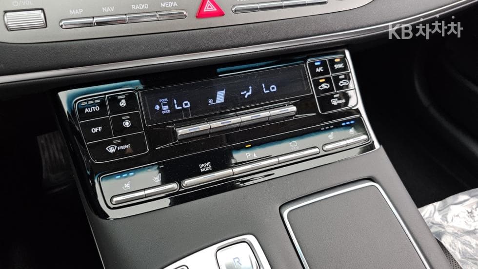 Hyundai The New (facelift) Grandeur (Azera)3.3 Premium - 11