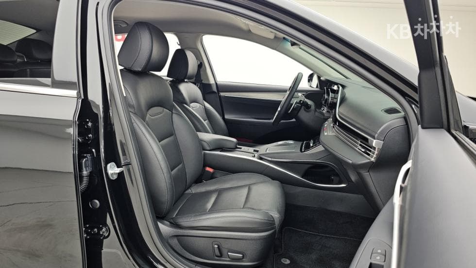 Hyundai The New (facelift) Grandeur (Azera)3.3 Premium - 15