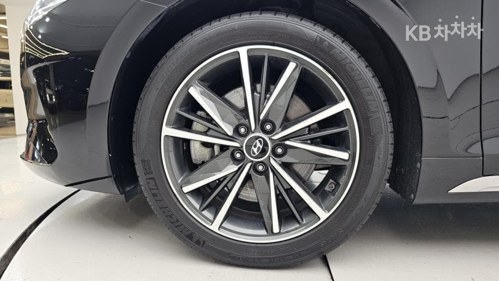 Hyundai The New (facelift) Grandeur (Azera)3.3 Premium - 20