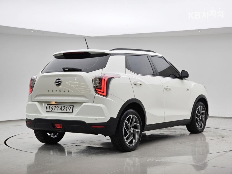 KG Mobility Very New (facelift/refresh; particularly for Tivoli) TivoliGasoline V3 2WD Standard - 2