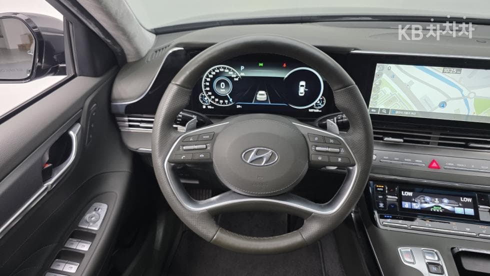 Hyundai The New (facelift) Grandeur (Azera)2.5 Calligraphy - 7
