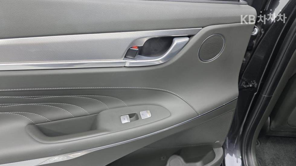 Hyundai The New (facelift) Grandeur (Azera)2.5 Calligraphy - 20