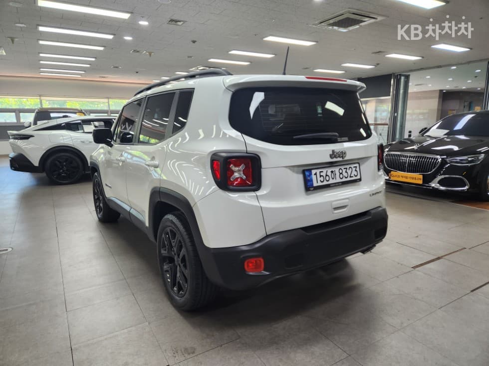 지프 레니게이드1.3 Limited FWD - 5
