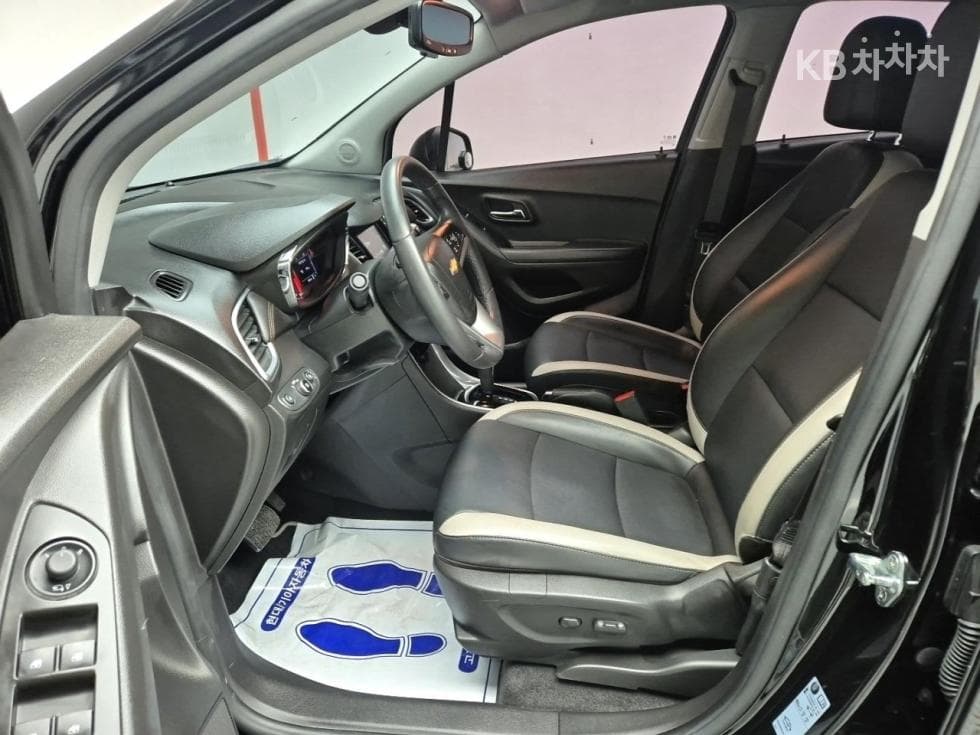 (22More6482)GM The New Trax 1.6 Diesel Perfect Black - 11