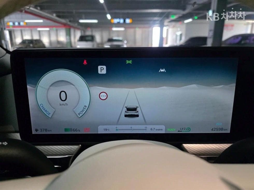 Genesis GV60Standard 2WD Standard - 10