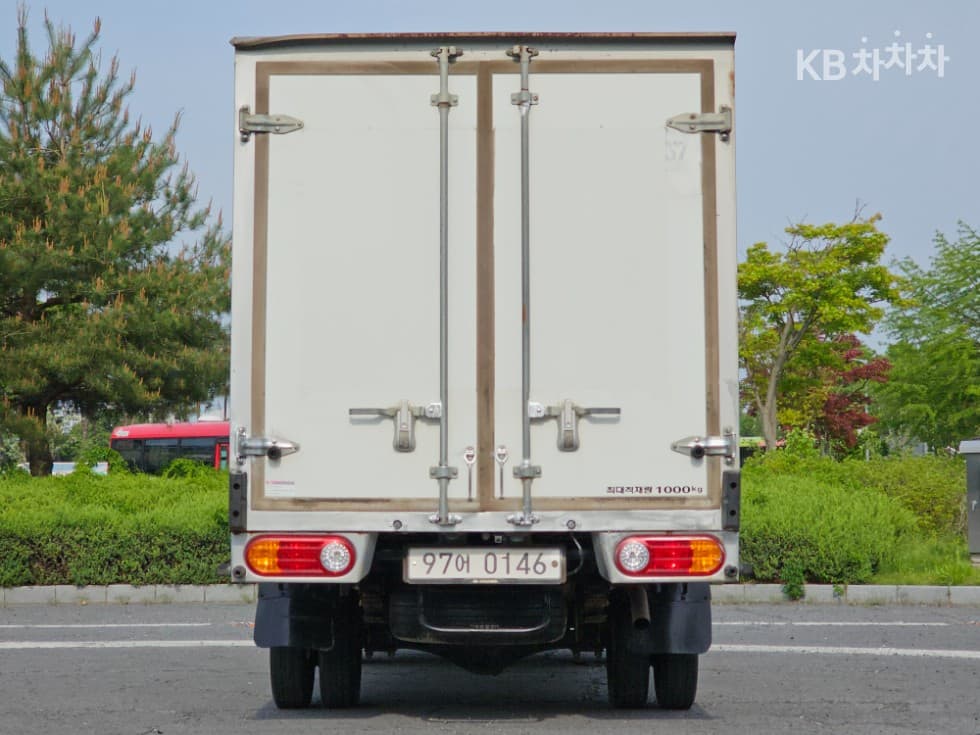 Хюндай Porter 2Удължено междуосие Super Cab Box Truck SUP - 3