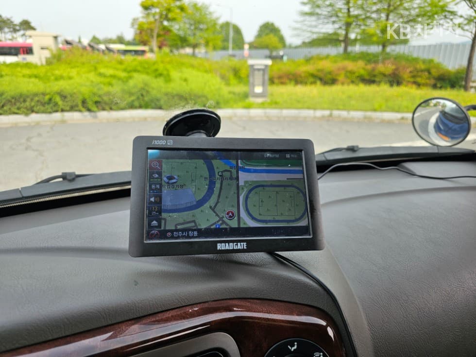 Хюндай Porter 2Удължено междуосие Super Cab Box Truck SUP - 6