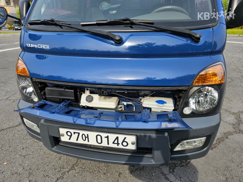 Хюндай Porter 2Удължено междуосие Super Cab Box Truck SUP - 19