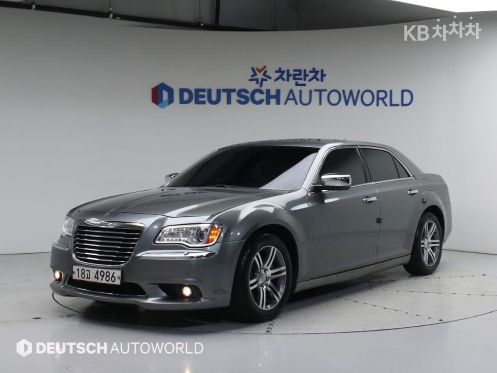 크라이슬러 The New (фейслифт) 300C 3.6 - Image 1