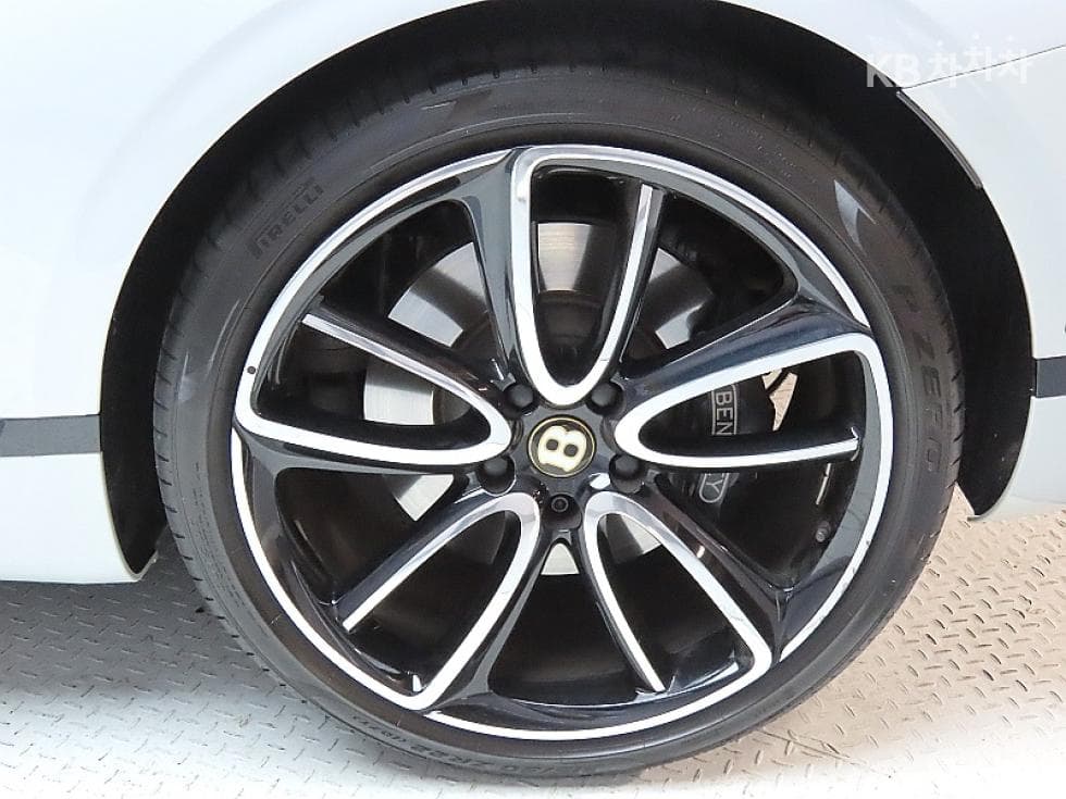 벤틀리 컨티넨탈 GT 3-토 поколение6.0 GTC - 20