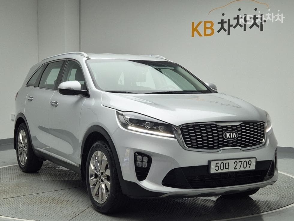 Киа The New (фейслифт) Sorento2.2 Дизел 2WD 넘버원 에디션 - 4