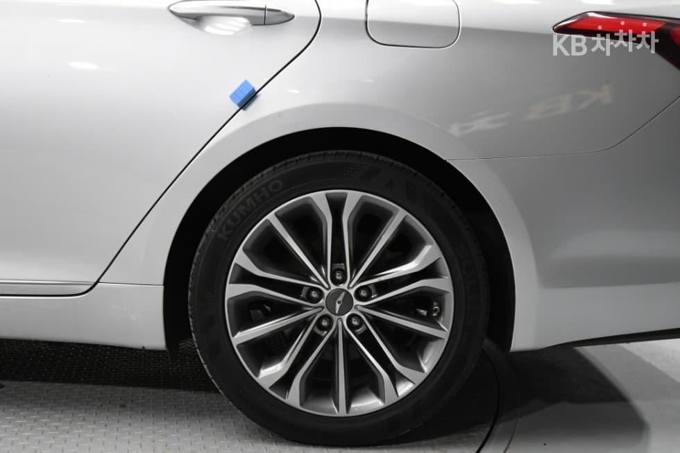 Хюндай ДженезисDHG330 Modern - 23