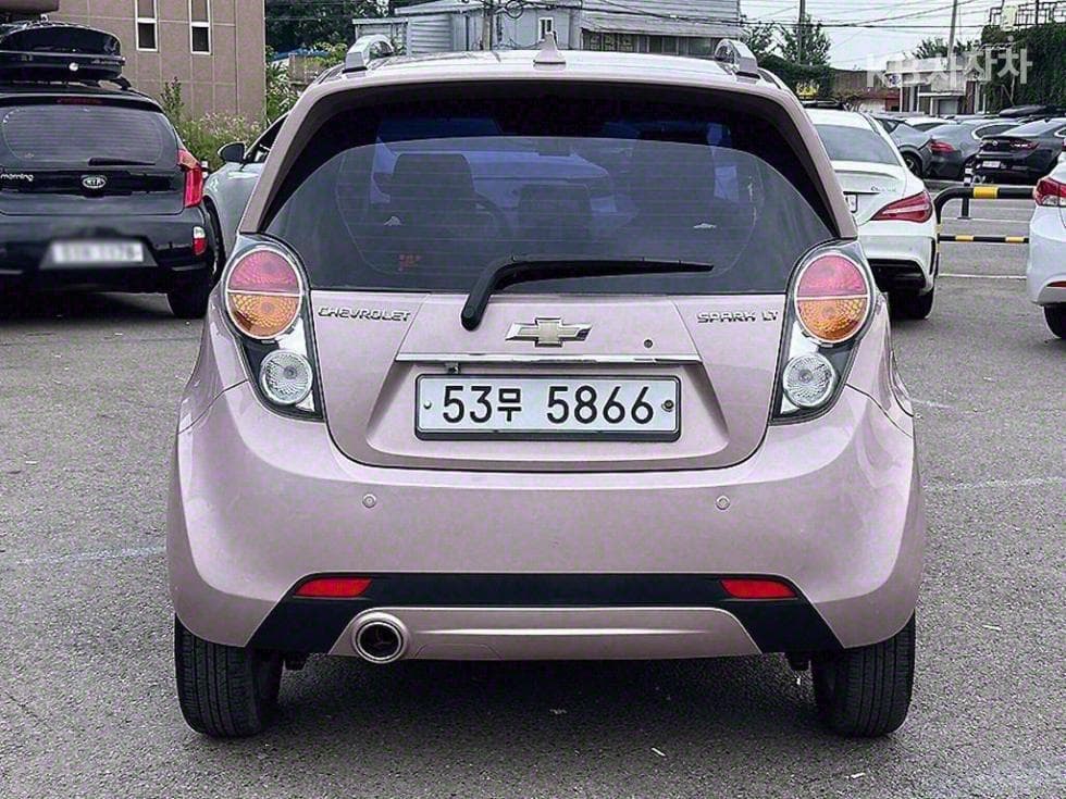 Джи Ем Корея Chevrolet Спарк스트라이프 에디션 Стандартен - 3