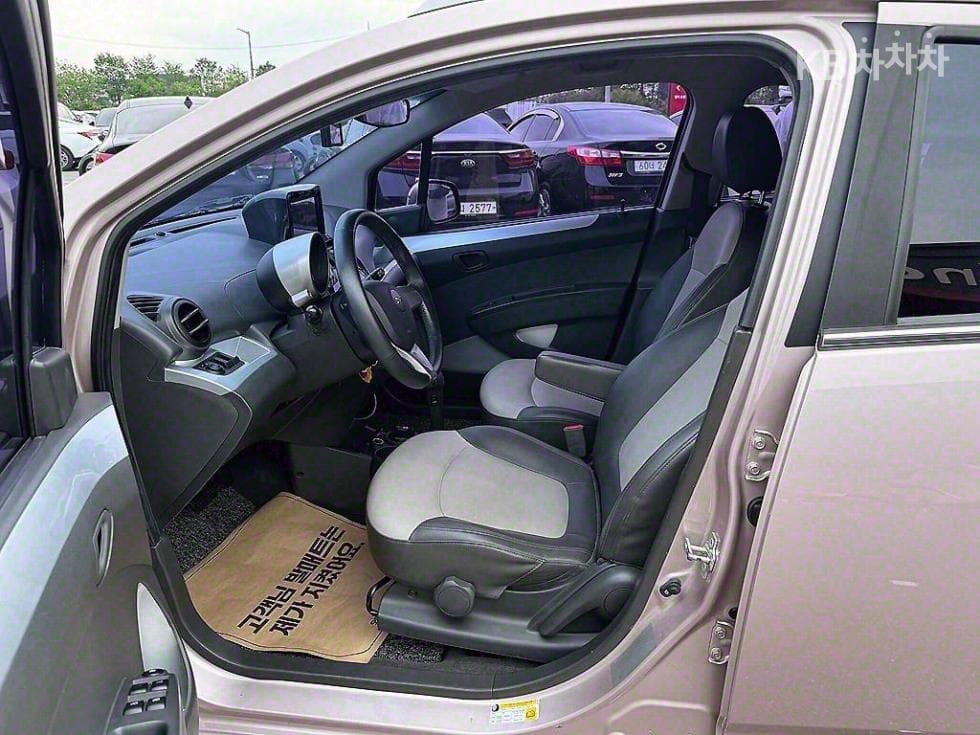 Джи Ем Корея Chevrolet Спарк스트라이프 에디션 Стандартен - 6