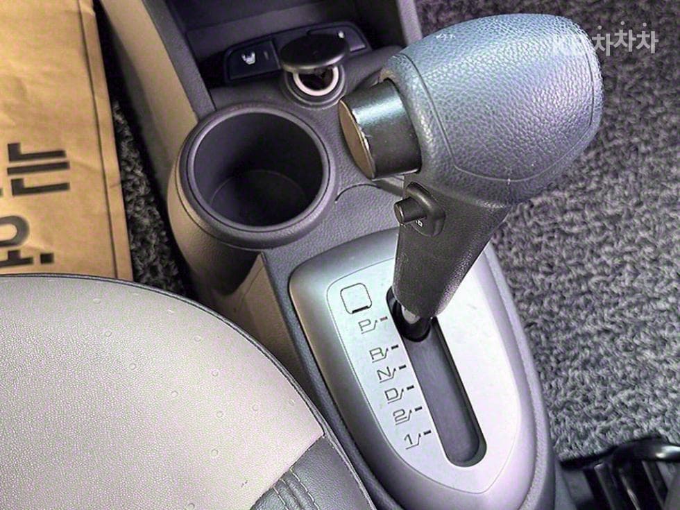 Джи Ем Корея Chevrolet Спарк스트라이프 에디션 Стандартен - 11