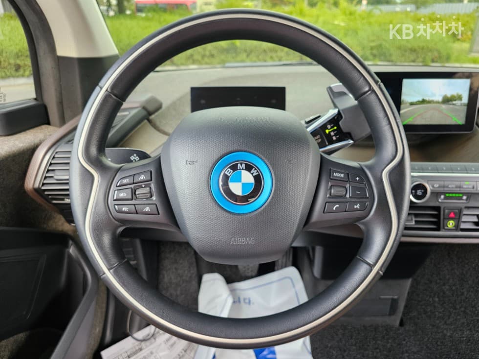 BMW i3SOL+ - 11