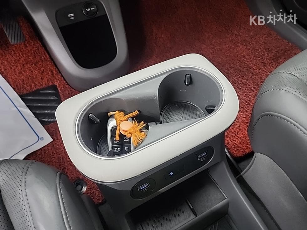 Хюндай IONIQ 5Long Range AWD Exclusive - 17