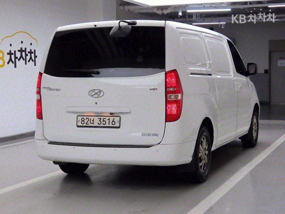 Hyundai Grand Starex3Seater승 Van CVX Luxury - 4