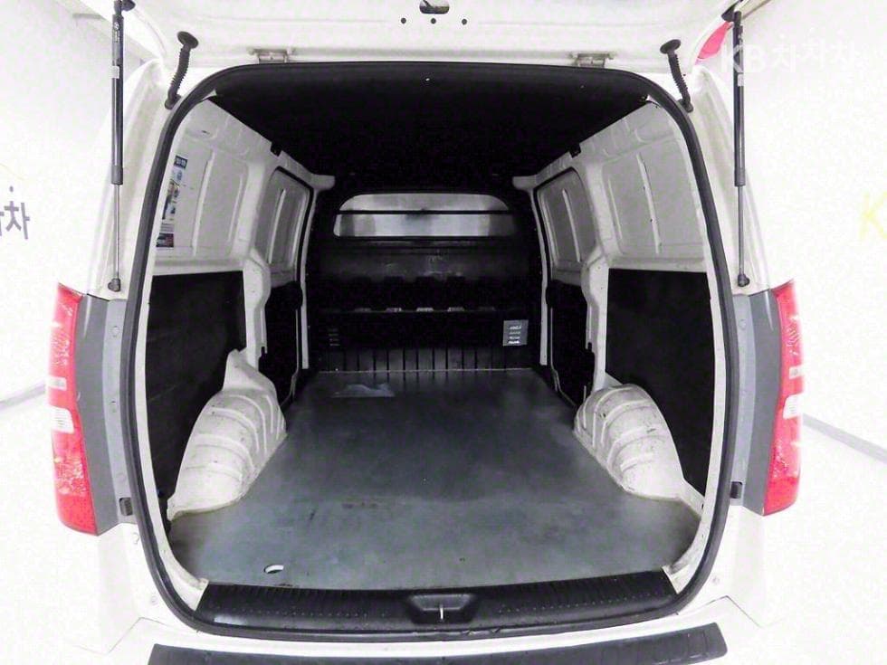 Hyundai Grand Starex3Seater승 Van CVX Luxury - 5