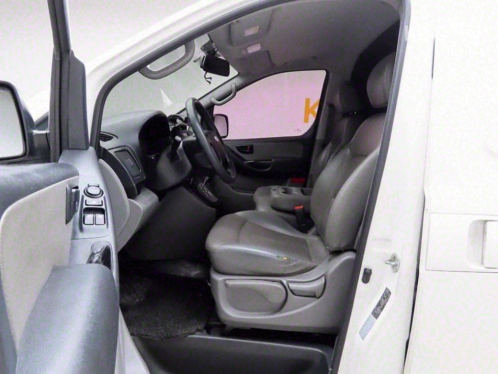 Hyundai Grand Starex3Seater승 Van CVX Luxury - 9