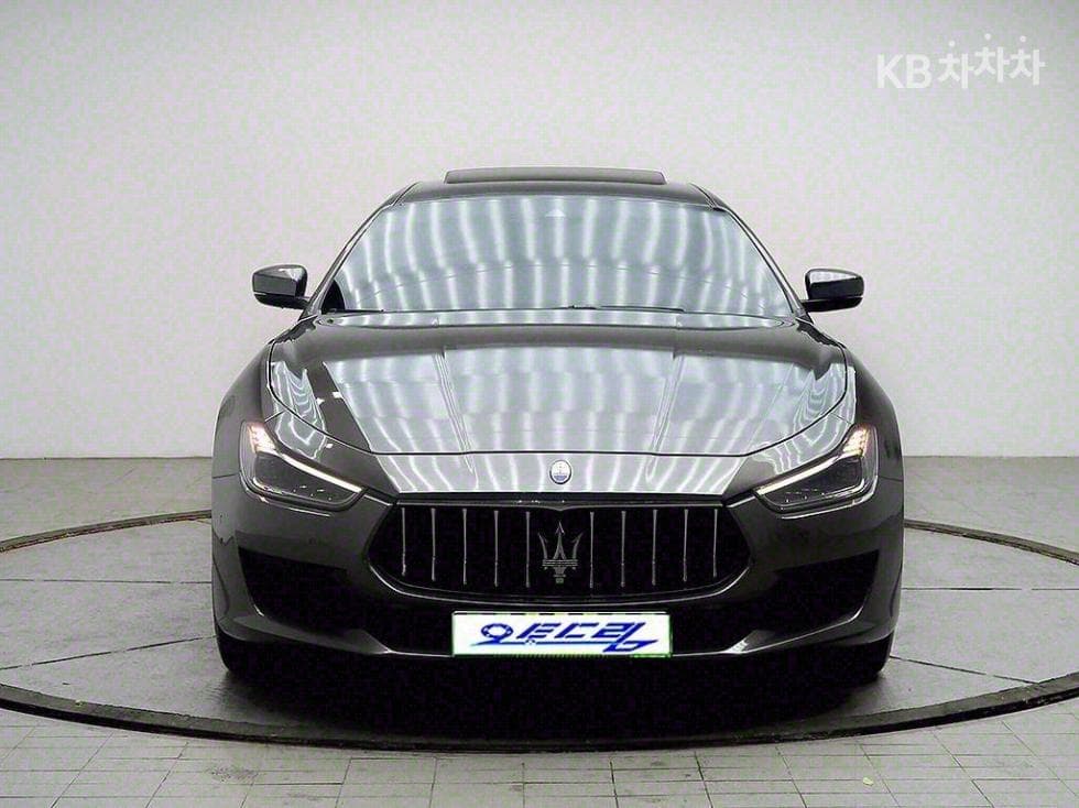 마세라티 기블리 3.0 S Q4 3-토 поколение(14~) - Image 1