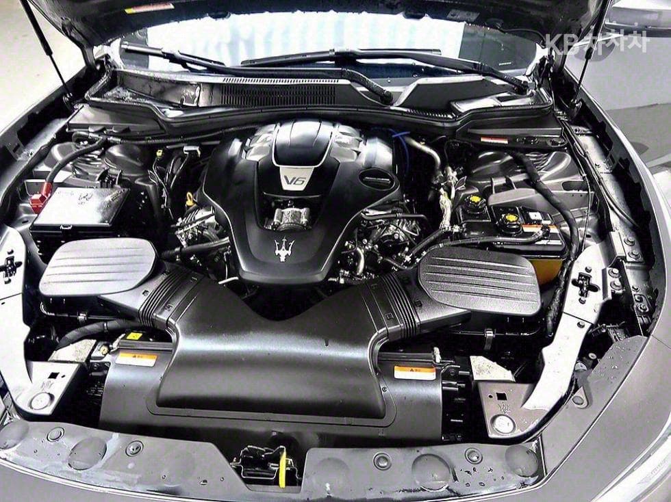 마세라티 기블리3.0 S Q4 3-토 поколение - 7