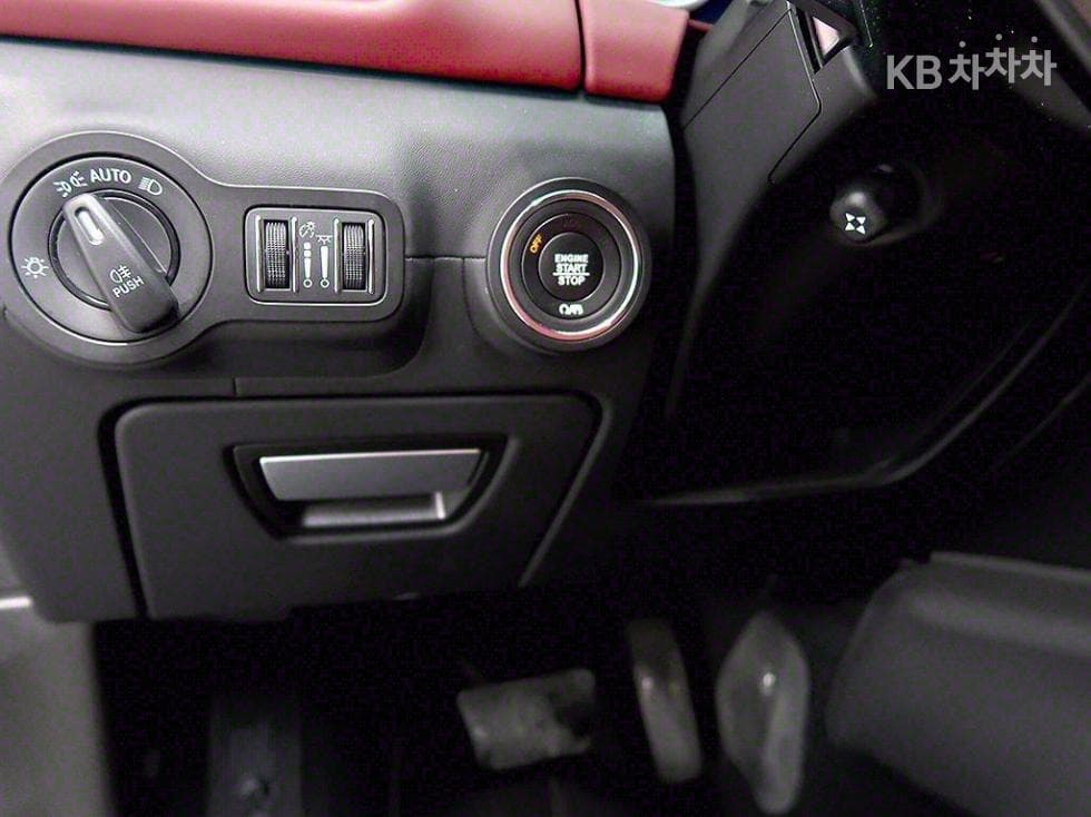 마세라티 기블리3.0 S Q4 3-토 поколение - 14