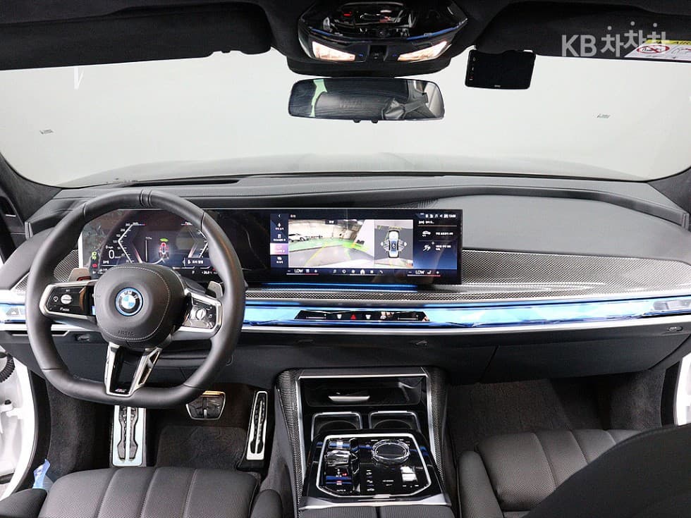 (315조1863)BMW 7시리즈(G70)750e xDrive M Sport Executive - 13