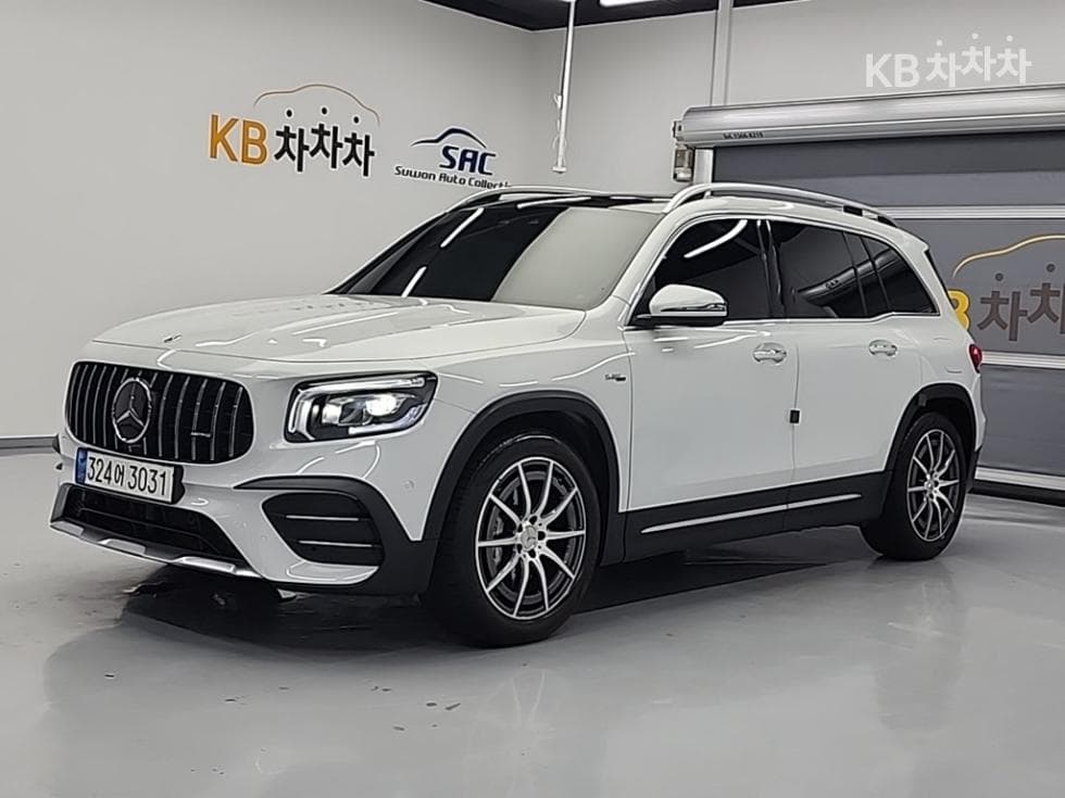 Mercedes-Benz GLB(X247) M-AMG GLB 35 4Matic - Image 1