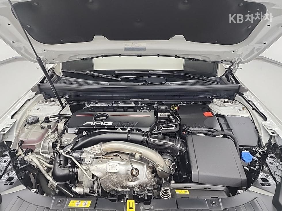 Mercedes-Benz GLB(X247)M-AMG GLB 35 4Matic - 5