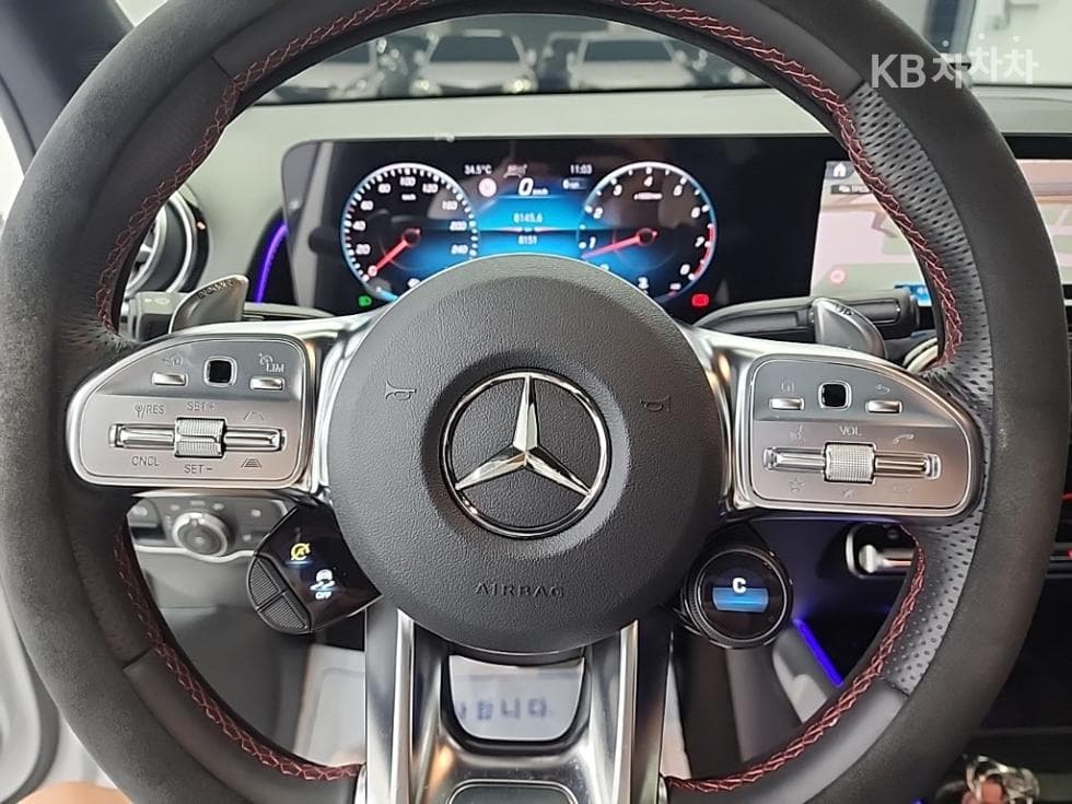 Mercedes-Benz GLB(X247)M-AMG GLB 35 4Matic - 9