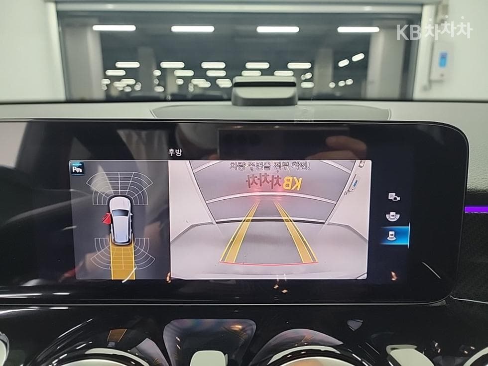 Mercedes-Benz GLB(X247)M-AMG GLB 35 4Matic - 15