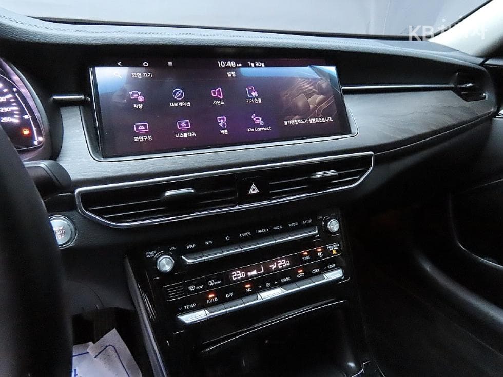 Kia K7 Premiere3.0 GDi Noblesse - 16
