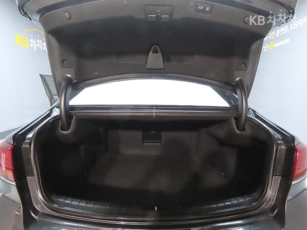 Kia K7 Premiere3.0 GDi Noblesse - 19