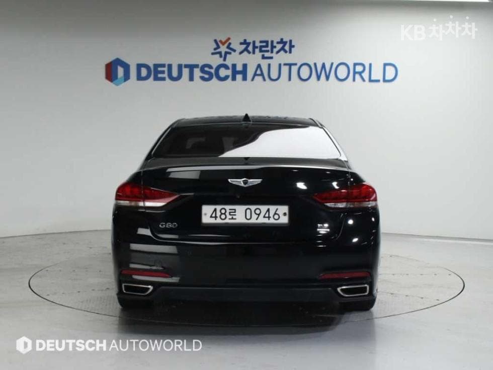 Хюндай ДженезисDHG330 Modern AWD Стандартен - 4