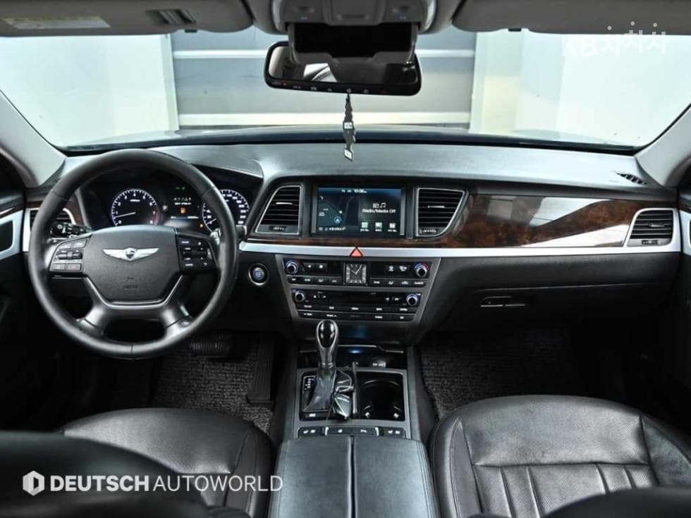 Хюндай ДженезисDHG330 Modern AWD Стандартен - 7