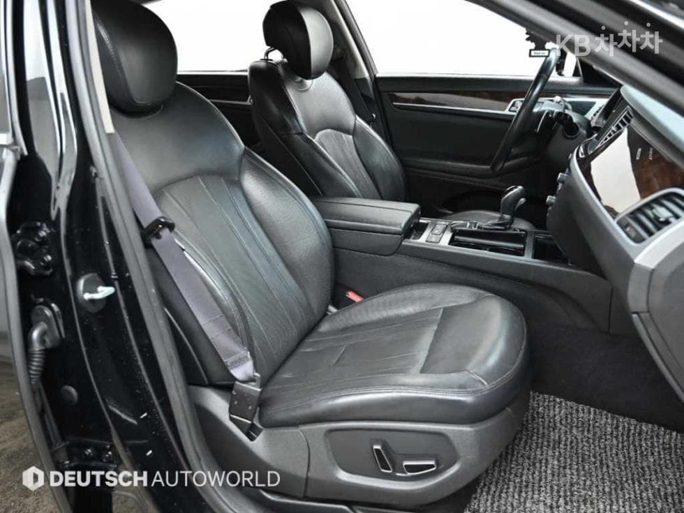 Хюндай ДженезисDHG330 Modern AWD Стандартен - 10