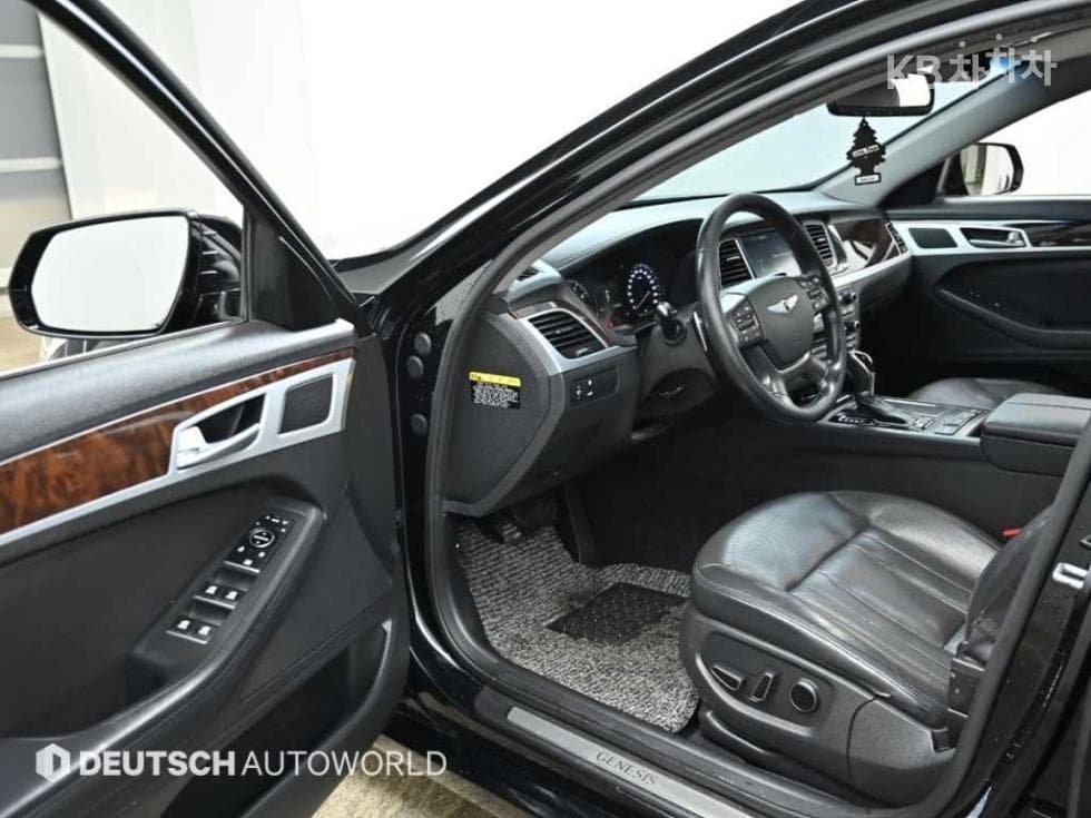 Хюндай ДженезисDHG330 Modern AWD Стандартен - 11