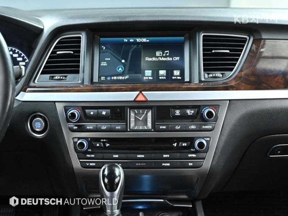 Хюндай ДженезисDHG330 Modern AWD Стандартен - 14