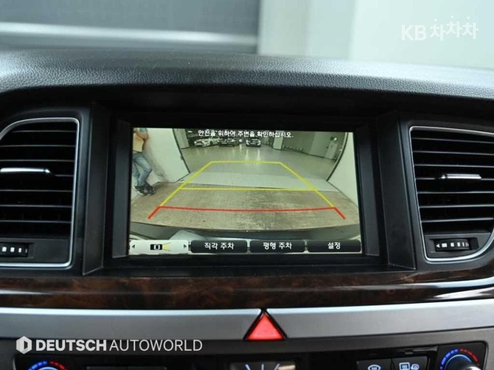 Хюндай ДженезисDHG330 Modern AWD Стандартен - 15