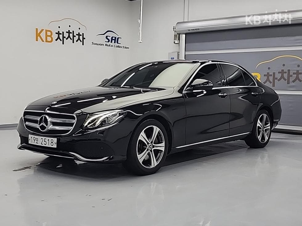 Mercedes-Benz E-Клас (W213) E300 Avantgarde - Image 1