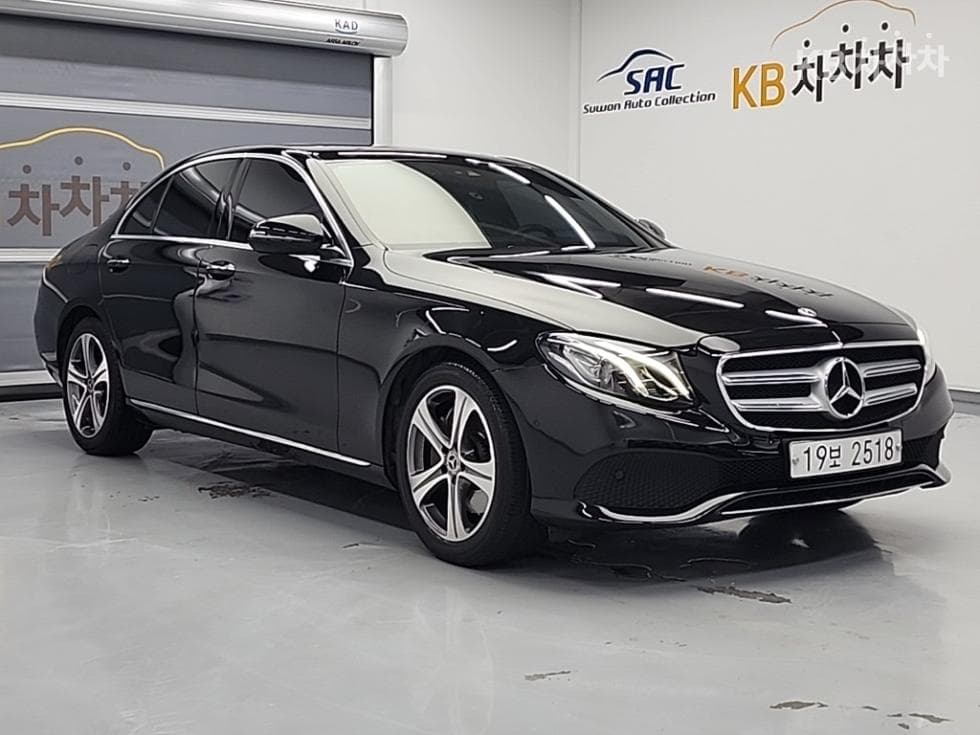 Mercedes-Benz E-Клас (W213)E300 Avantgarde - 4